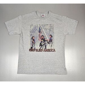 God Bless America 9/11 T-shirt Mens Large. Vintage 2001 Single Stitch. Sept 11th